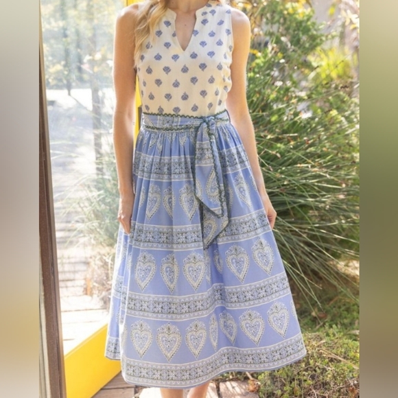 Voy Dresses & Skirts - Gorgeous Mixed Print Paisley Dress-NWT